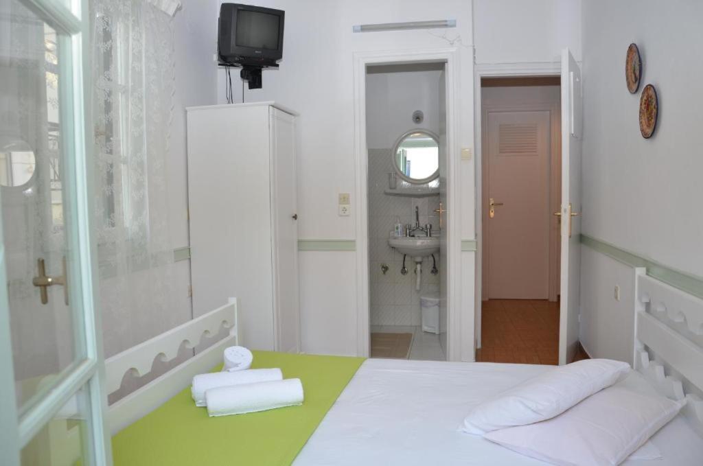 Aegli Rooms Tinos Luaran gambar