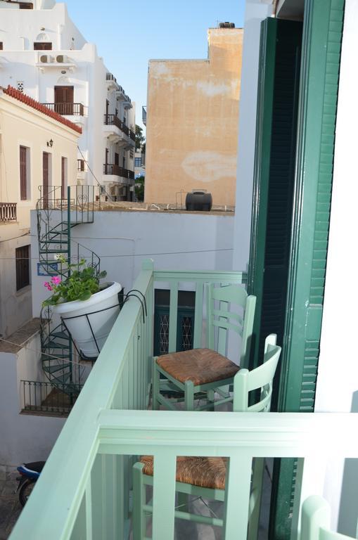 Aegli Rooms Tinos Bilik gambar